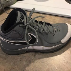 Nike boys high top shoes